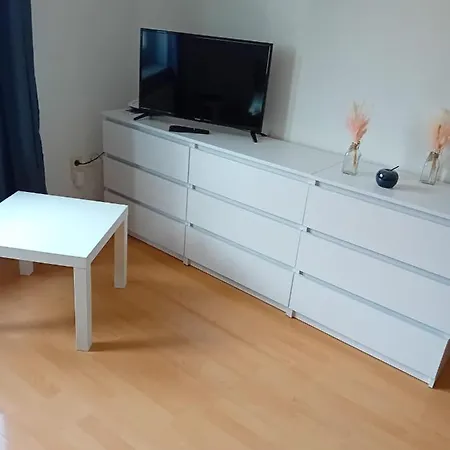 Stellas Monteurwohnungen Apartment